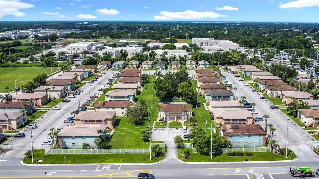 694 Michigan Court St Cloud FL 34769