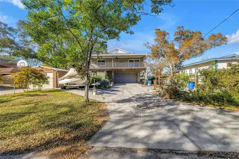 110 29th Avenue N St Petersburg FL 33704