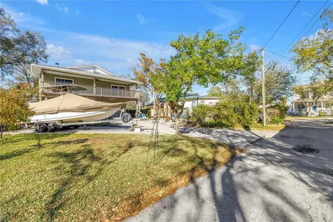 110 29th Avenue N St Petersburg FL 33704