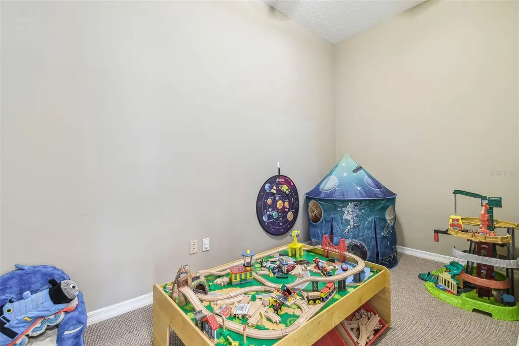 9105 Woodridge Run Drive Tampa FL 33647