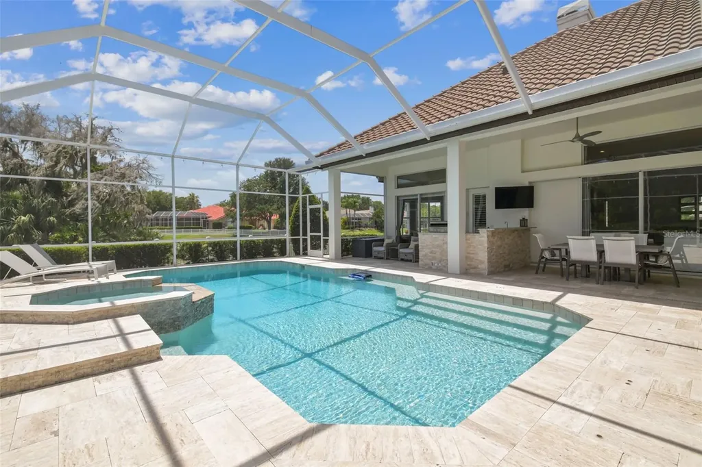 9105 Woodridge Run Drive Tampa FL 33647