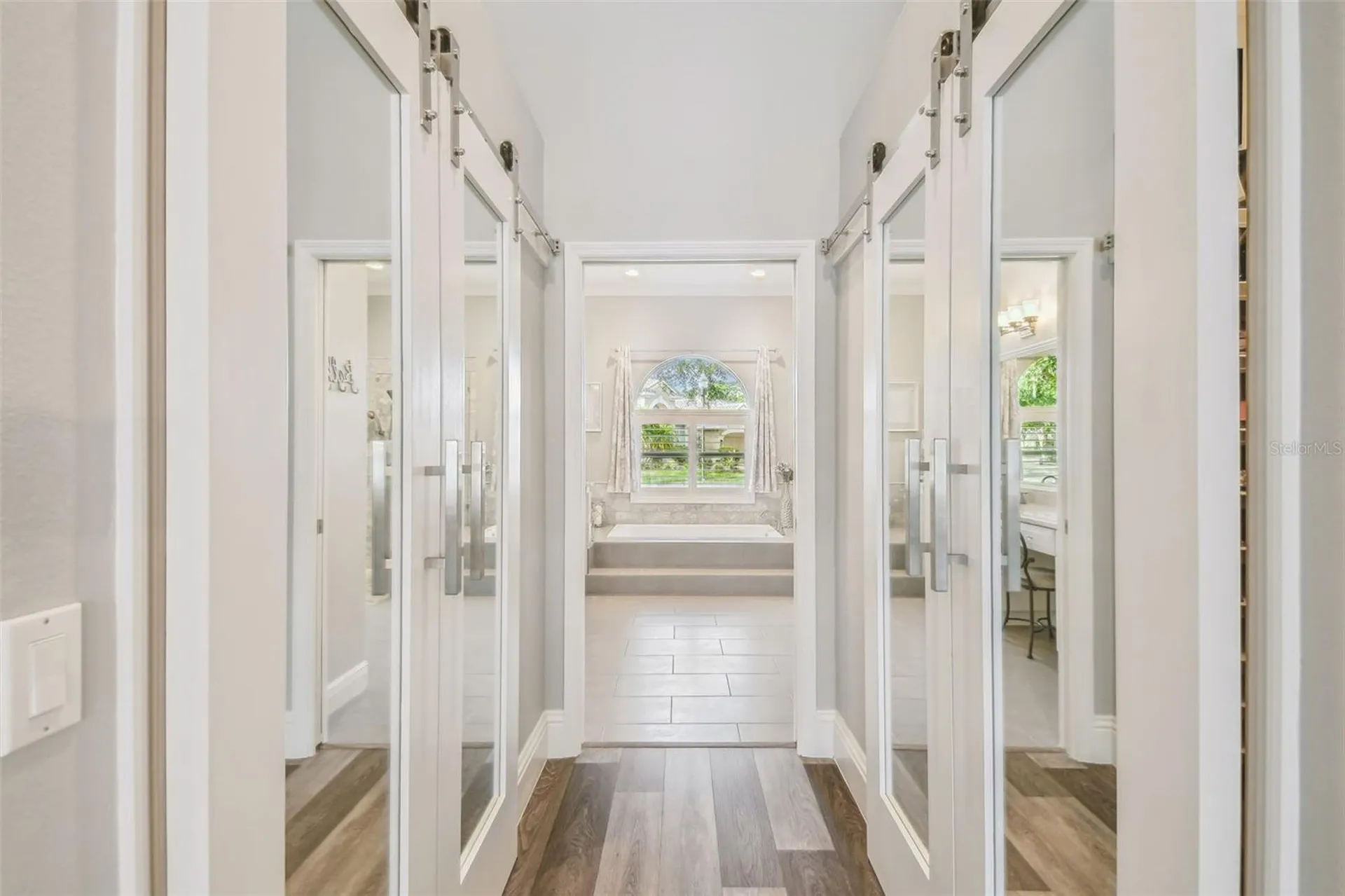 9105 Woodridge Run Drive Tampa FL 33647