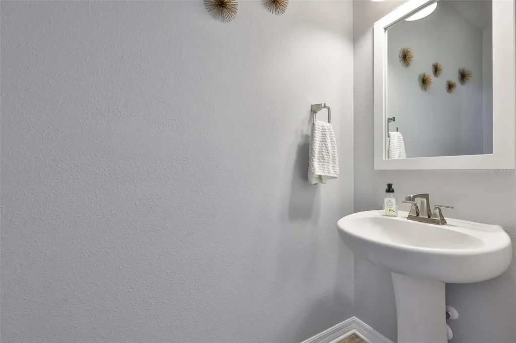 7204 Paradiso Drive Apollo Beach FL 33572