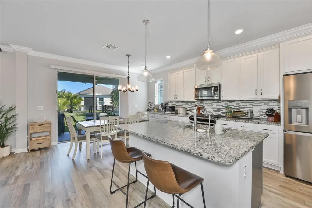 7204 Paradiso Drive Apollo Beach FL 33572