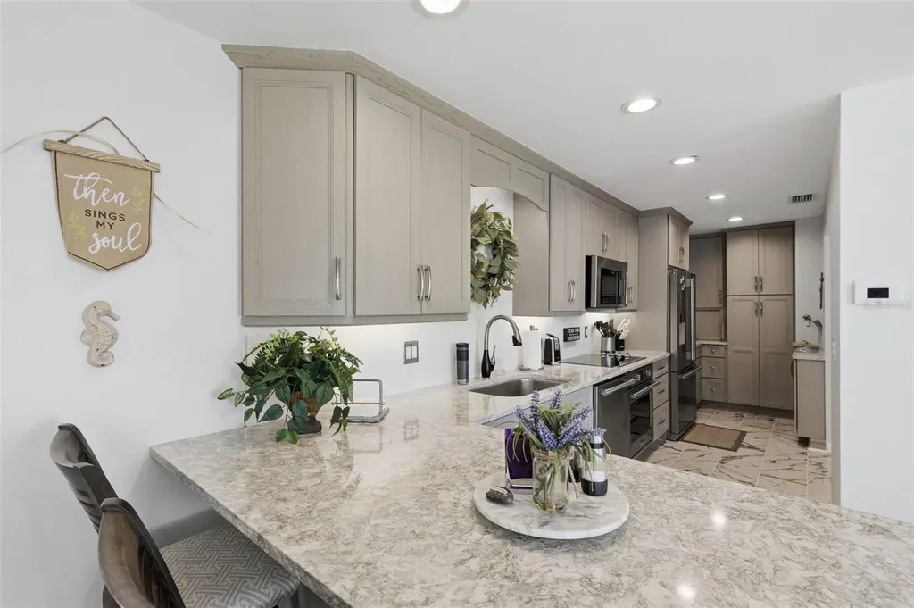 5400 Gulf Drive Holmes Beach FL 34217