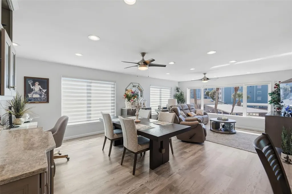 5400 Gulf Drive Holmes Beach FL 34217