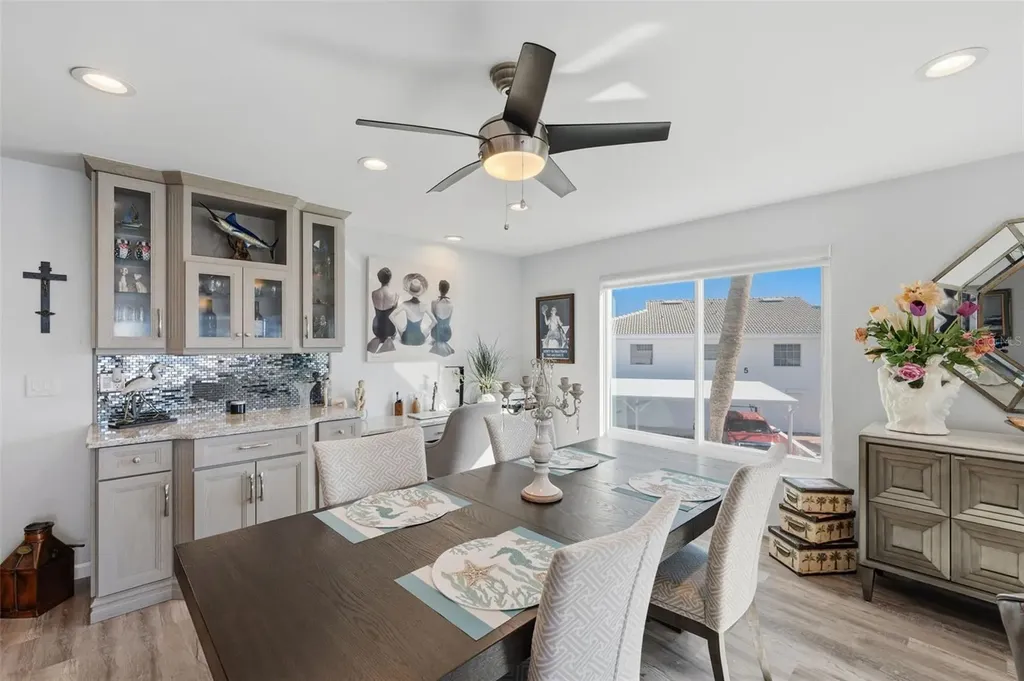 5400 Gulf Drive Holmes Beach FL 34217