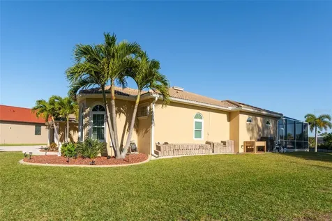 10544 Poughkeepsie Circle Port Charlotte FL 33981