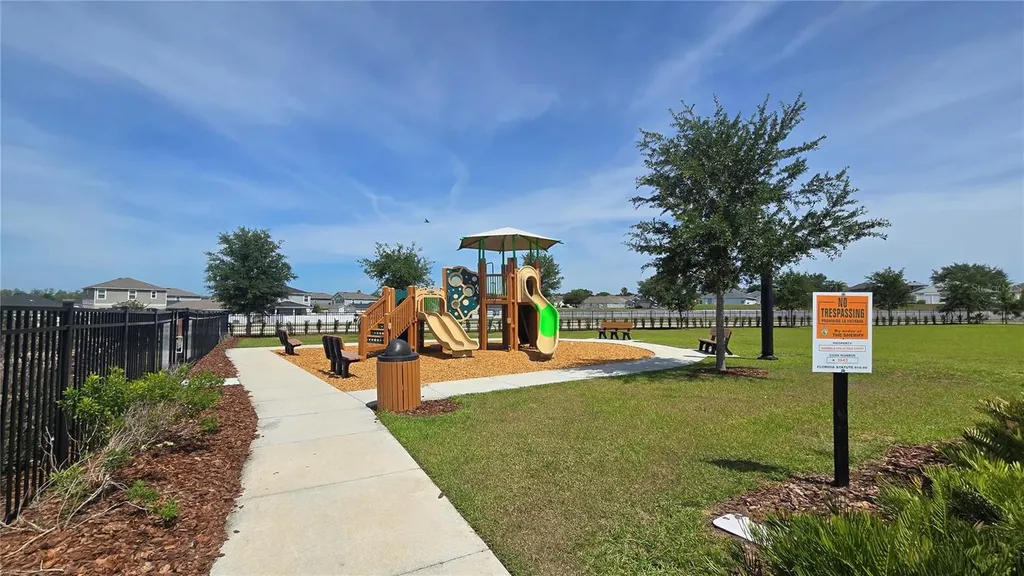 1340 Mirabella Circle Davenport FL 33897