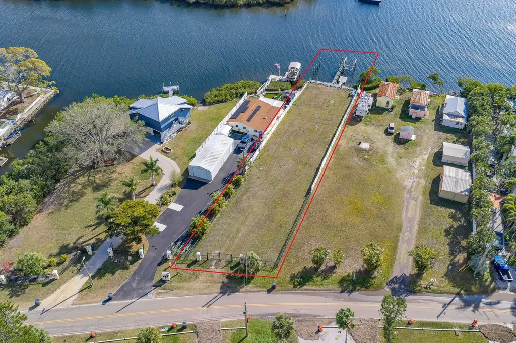 3304 W Shell Point Road Ruskin FL 33570