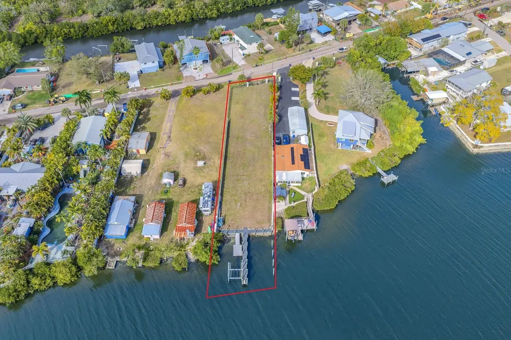 3304 W Shell Point Road Ruskin FL 33570