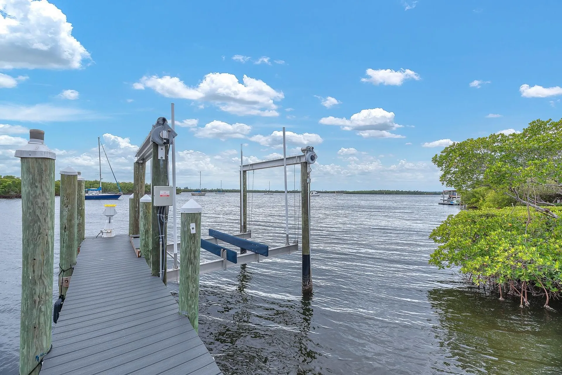 3304 W Shell Point Road Ruskin FL 33570