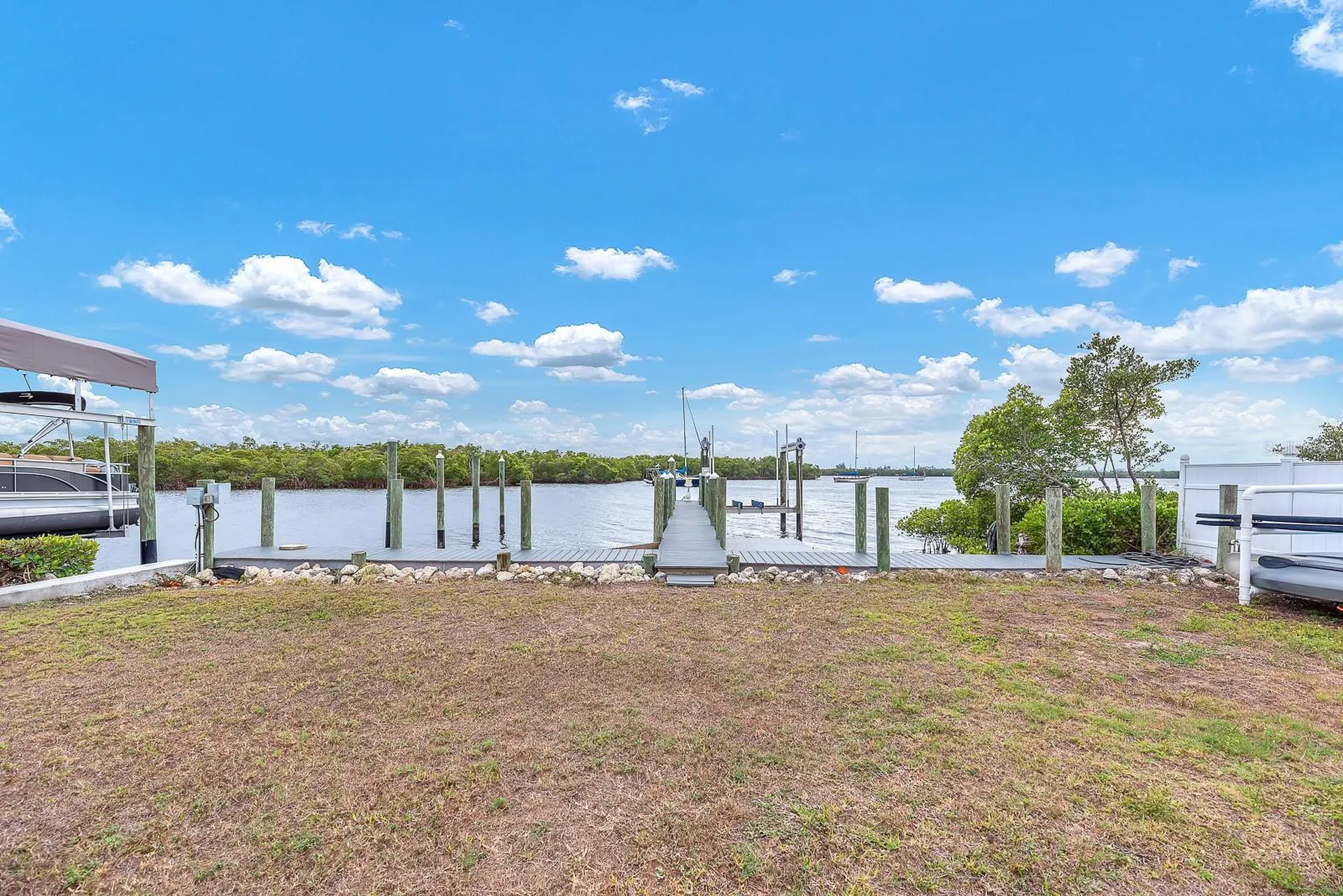 3304 W Shell Point Road Ruskin FL 33570