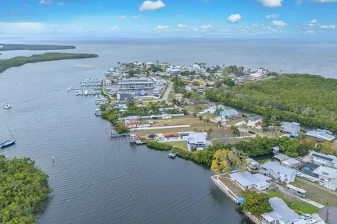 3304 W Shell Point Road Ruskin FL 33570