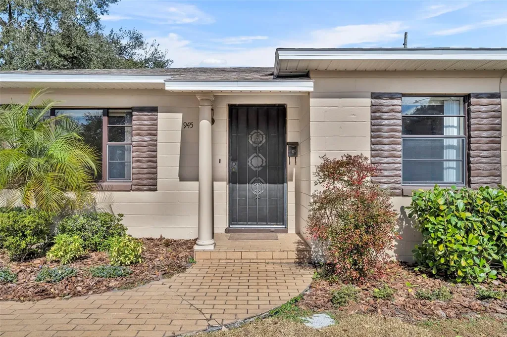 945 Sherrington Road Orlando FL 32804