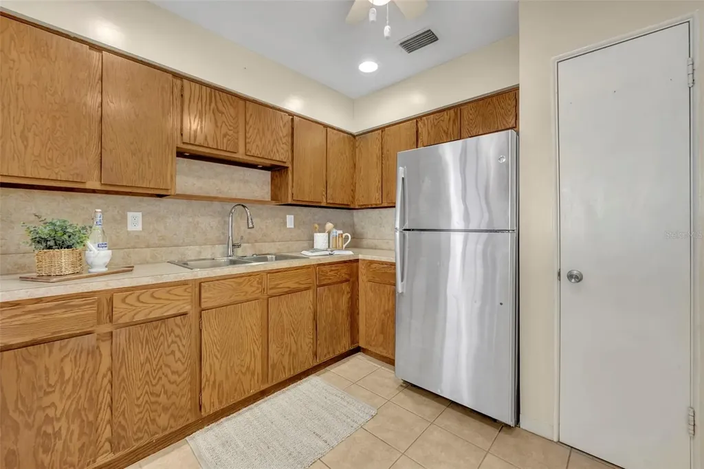 945 Sherrington Road Orlando FL 32804