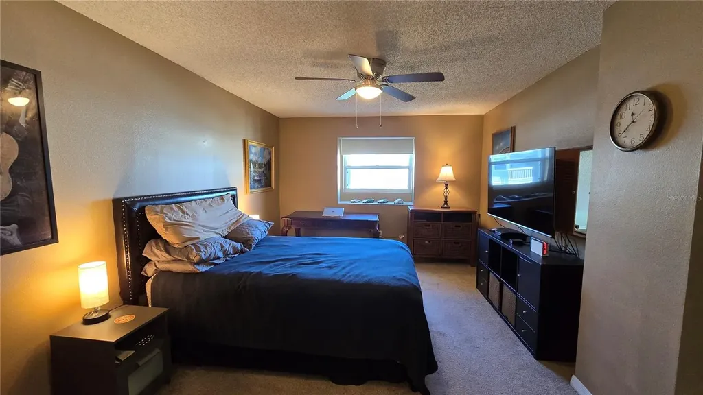 6923 Stones Throw Cir N St Petersburg FL 33710