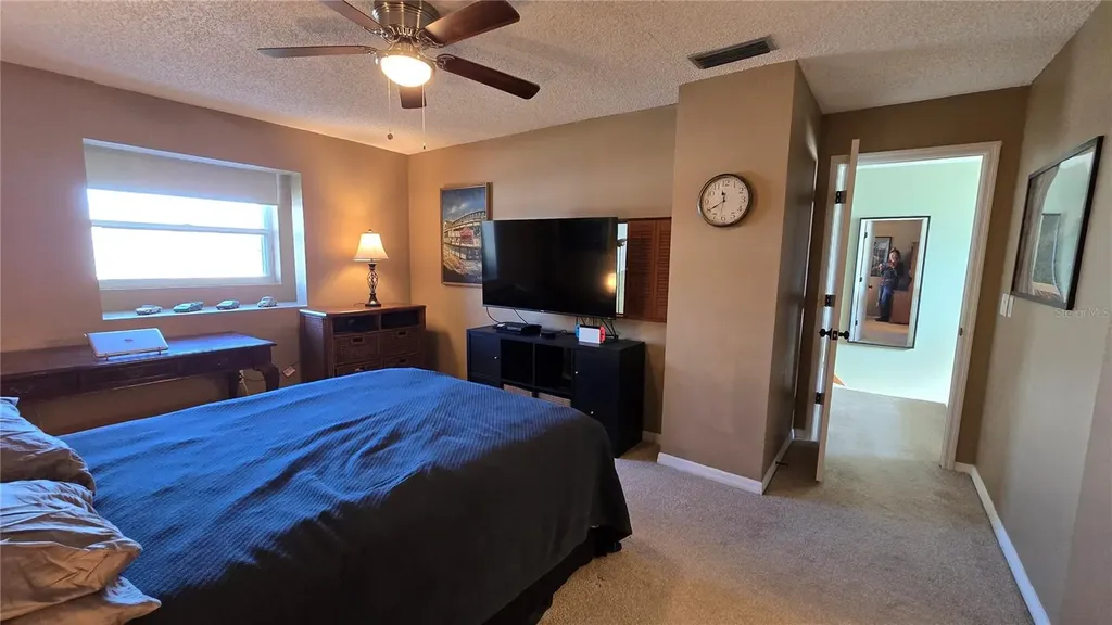 6923 Stones Throw Cir N St Petersburg FL 33710