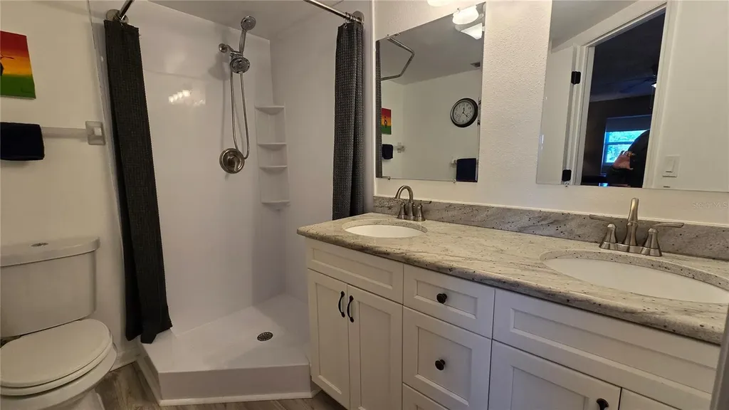 6923 Stones Throw Cir N St Petersburg FL 33710