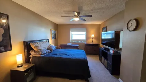 6923 Stones Throw Cir N St Petersburg FL 33710