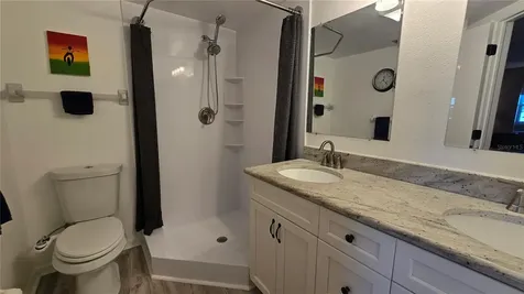 6923 Stones Throw Cir N St Petersburg FL 33710