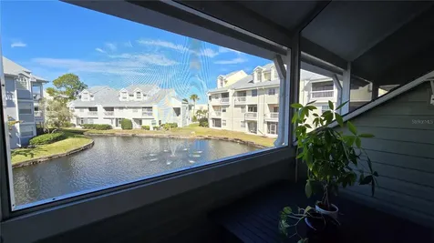 6923 Stones Throw Cir N St Petersburg FL 33710