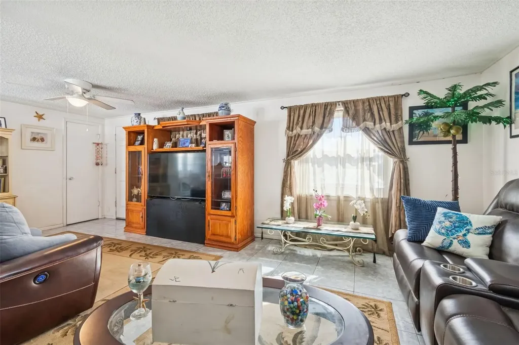 6503 Amundson Court Tampa FL 33634