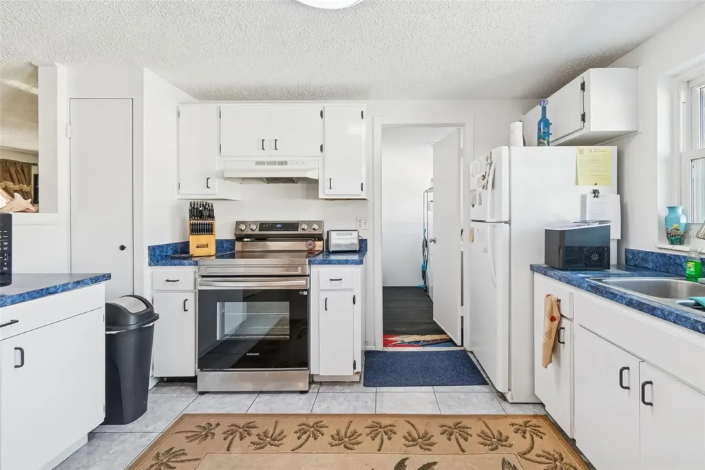 6503 Amundson Court Tampa FL 33634