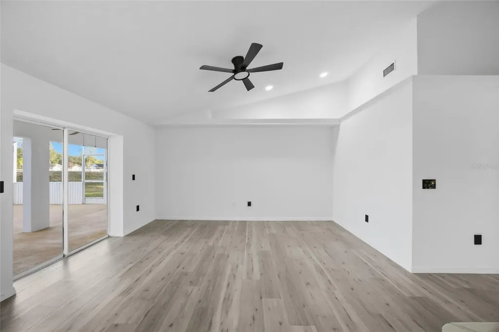 6302 Silver Oaks Drive Zephyrhills FL 33542