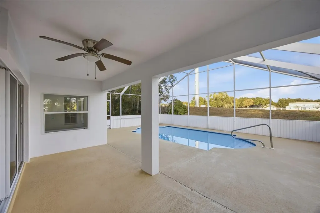 6302 Silver Oaks Drive Zephyrhills FL 33542
