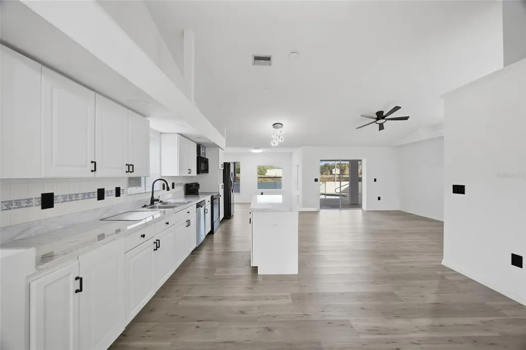 6302 Silver Oaks Drive Zephyrhills FL 33542