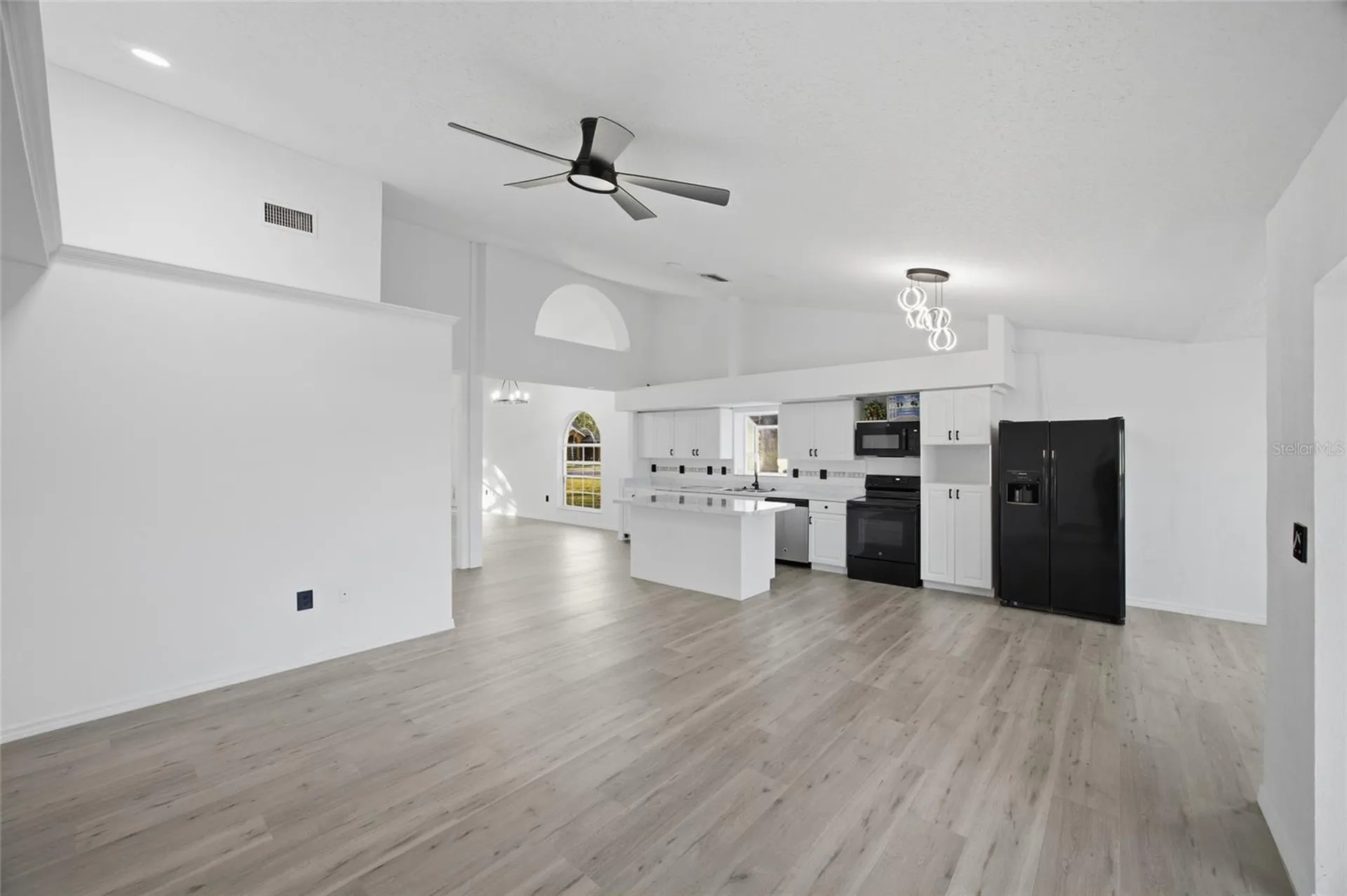6302 Silver Oaks Drive Zephyrhills FL 33542