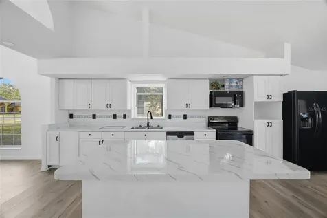 6302 Silver Oaks Drive Zephyrhills FL 33542