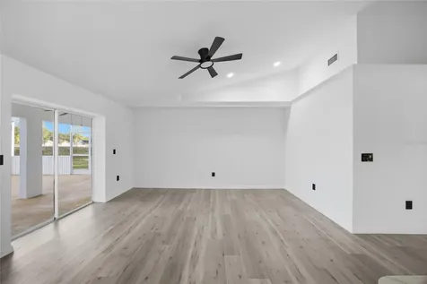 6302 Silver Oaks Drive Zephyrhills FL 33542