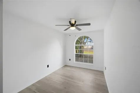 6302 Silver Oaks Drive Zephyrhills FL 33542