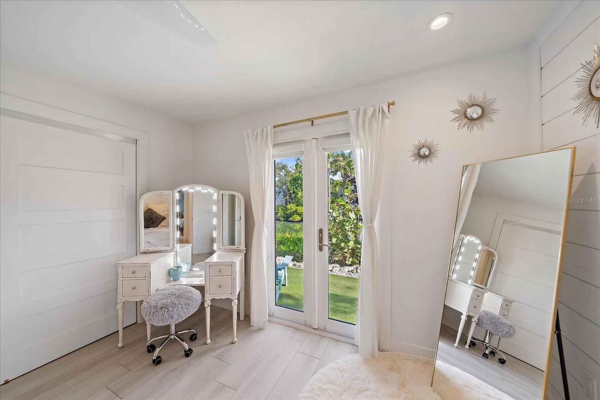 5155 Hidden Harbor Road Sarasota FL 34242