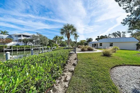 5155 Hidden Harbor Road Sarasota FL 34242