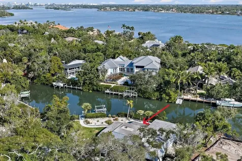5155 Hidden Harbor Road Sarasota FL 34242