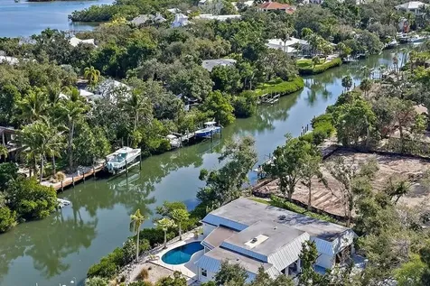 5155 Hidden Harbor Road Sarasota FL 34242
