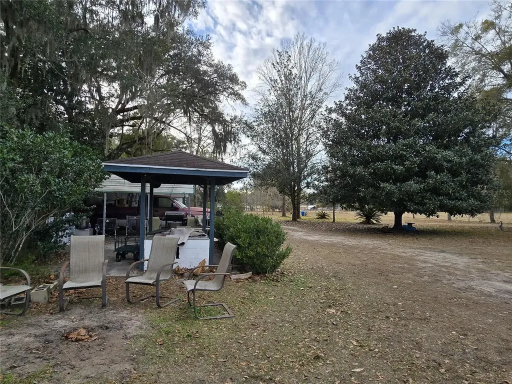 4751 NE 147 Court Williston FL 32696