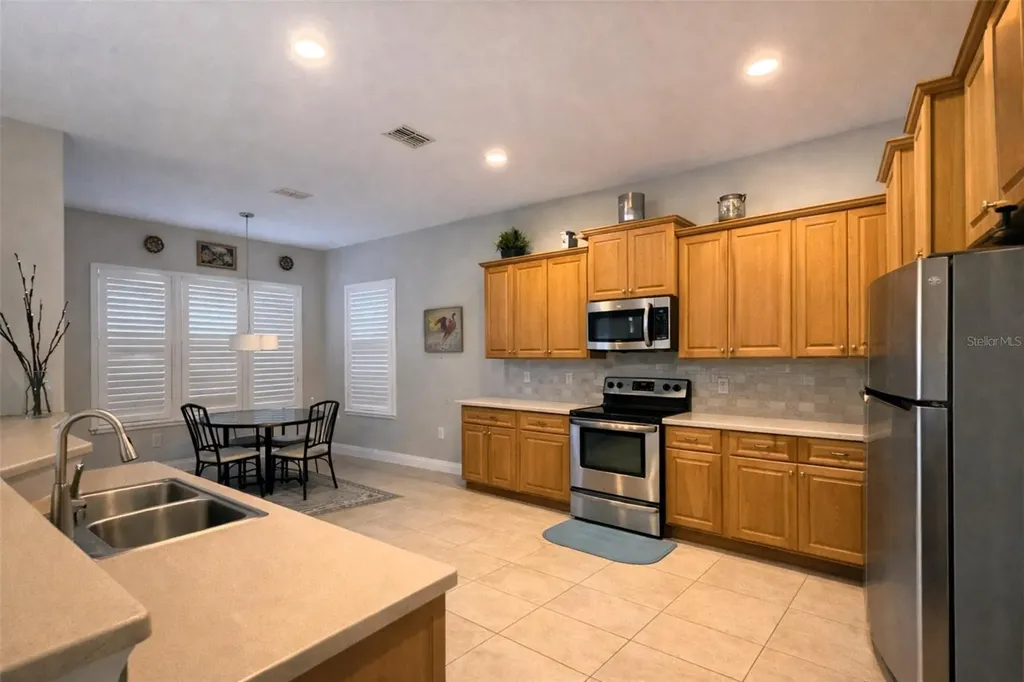 10127 Tria Drive Weeki Wachee FL 34613