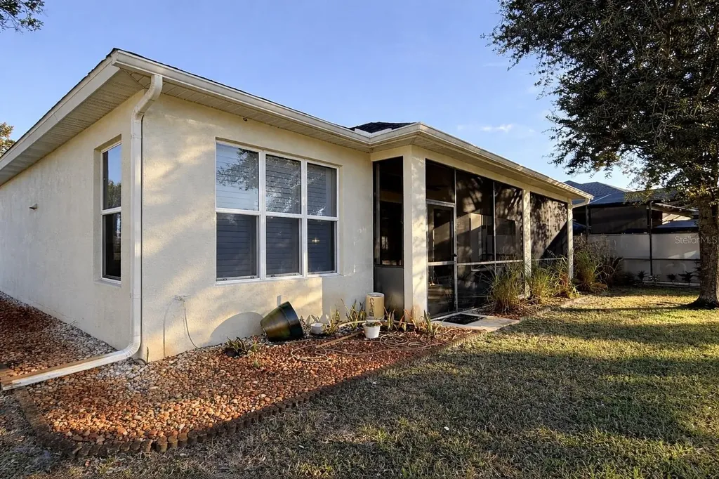10127 Tria Drive Weeki Wachee FL 34613