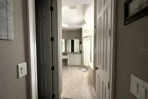 10127 Tria Drive Weeki Wachee FL 34613
