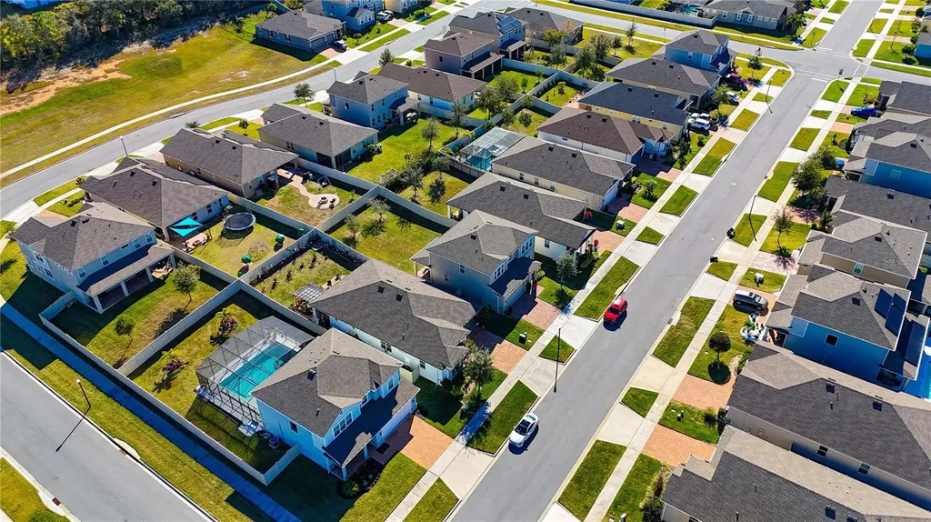 2045 Suwannee Banks Street Clermont FL 34711