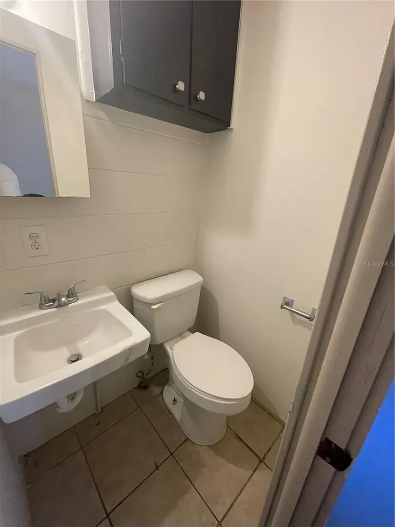 143 E South Street Deland FL 32724