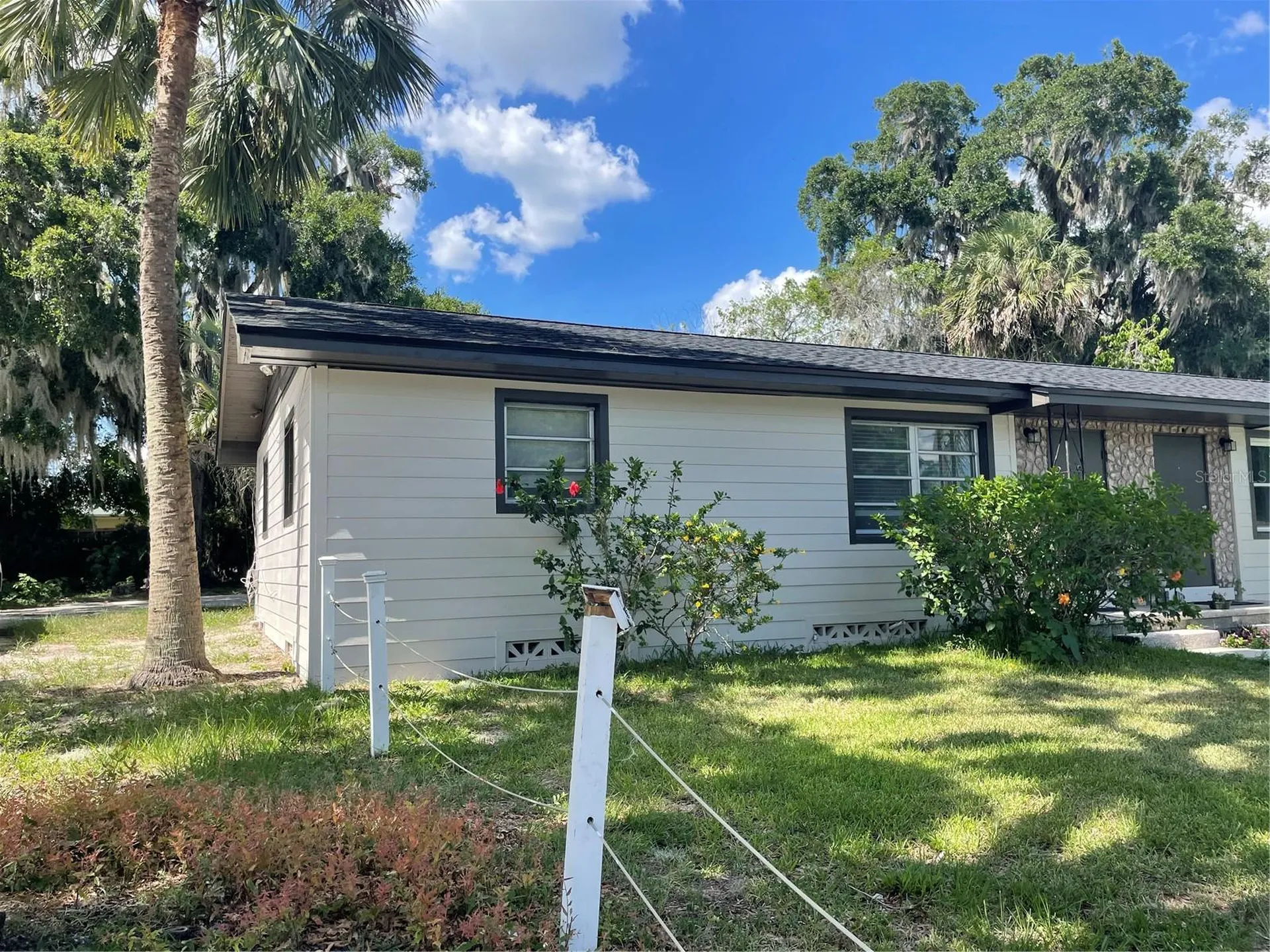 143 E South Street Deland FL 32724