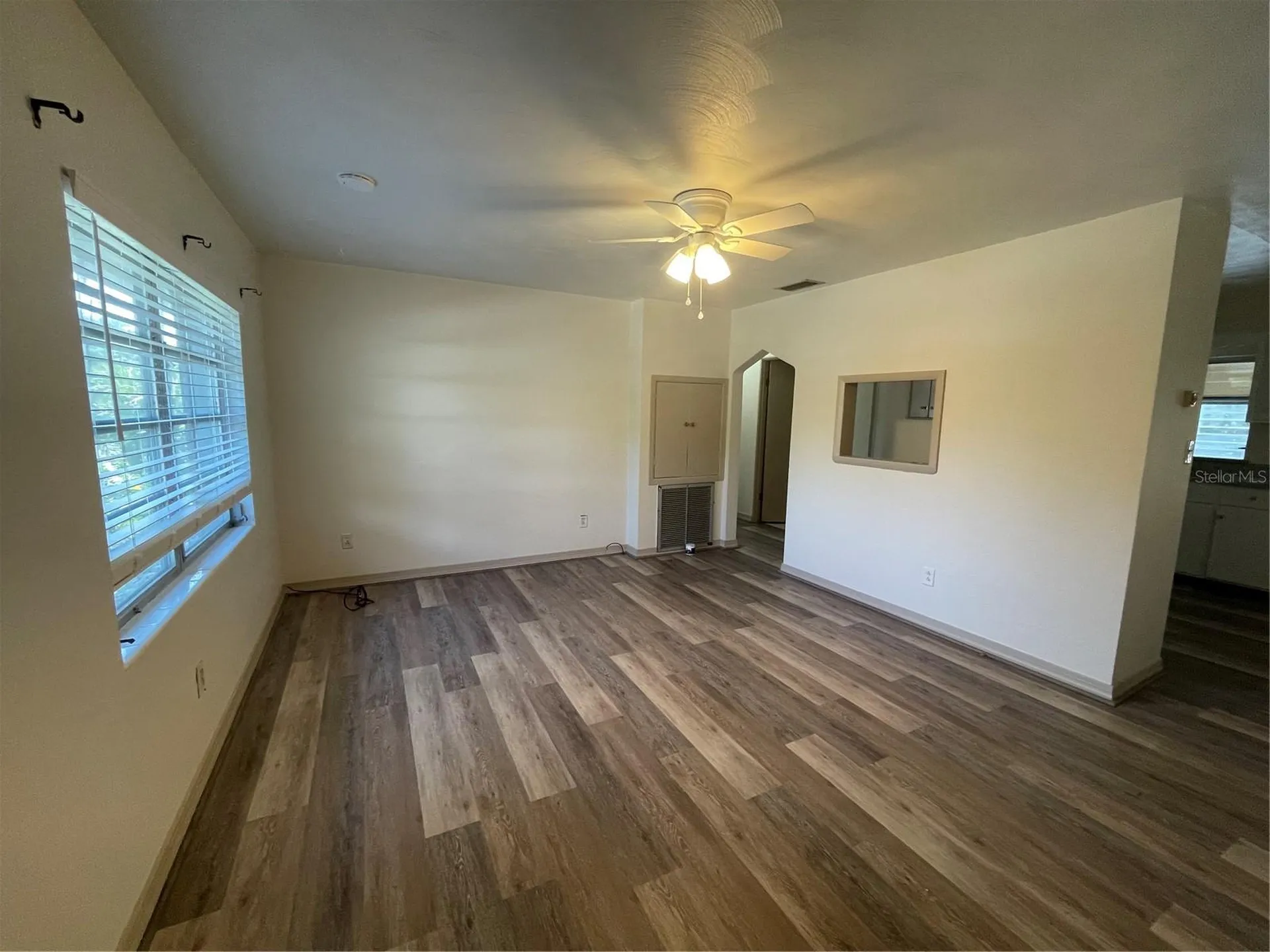 143 E South Street Deland FL 32724
