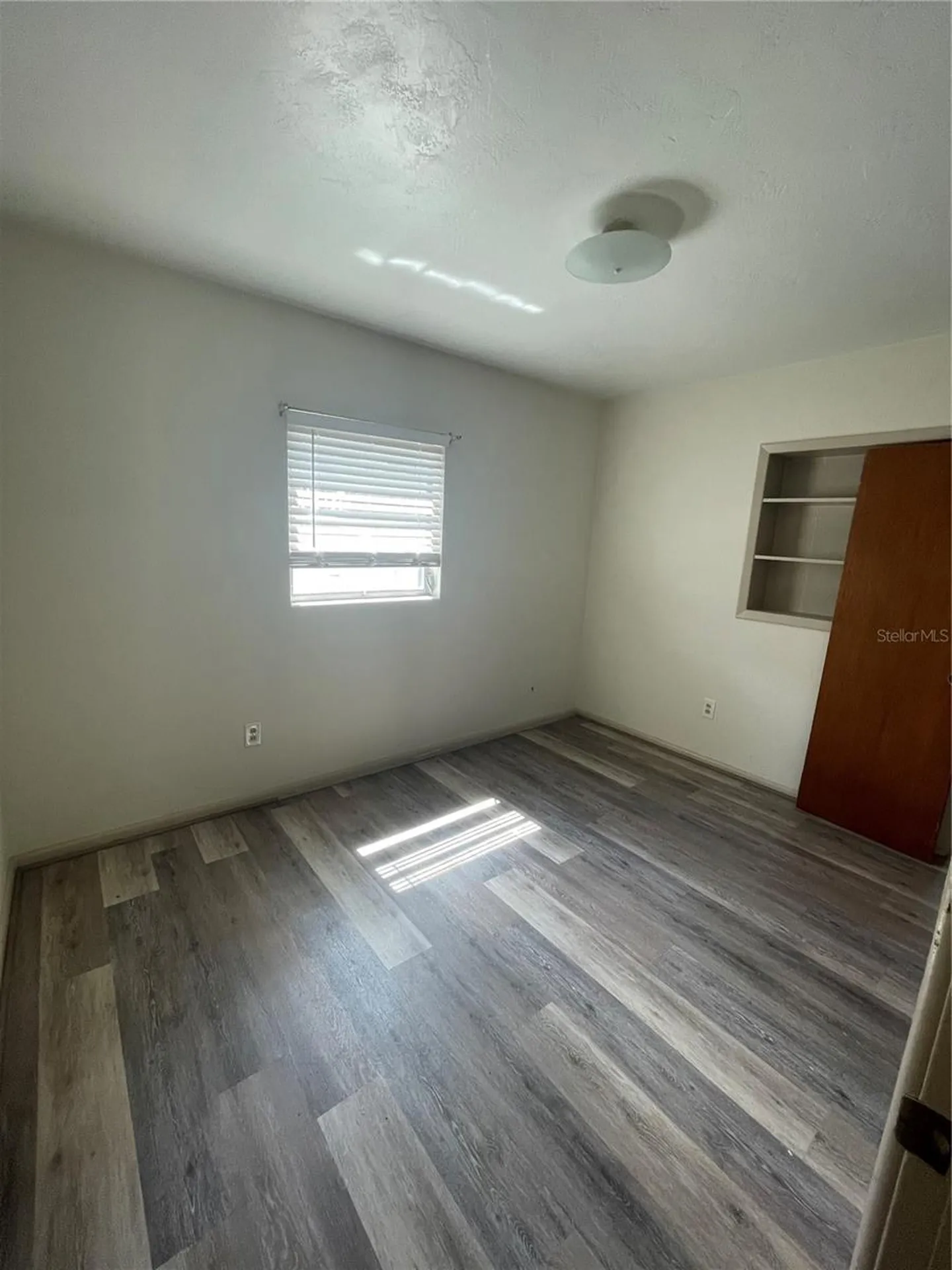143 E South Street Deland FL 32724