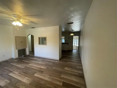 143 E South Street Deland FL 32724