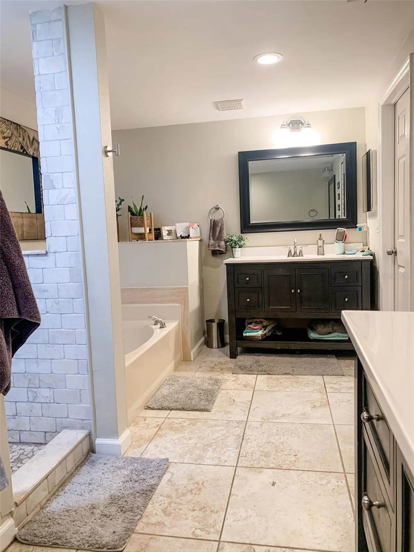 1304 Brigadoon Drive Clearwater FL 33759